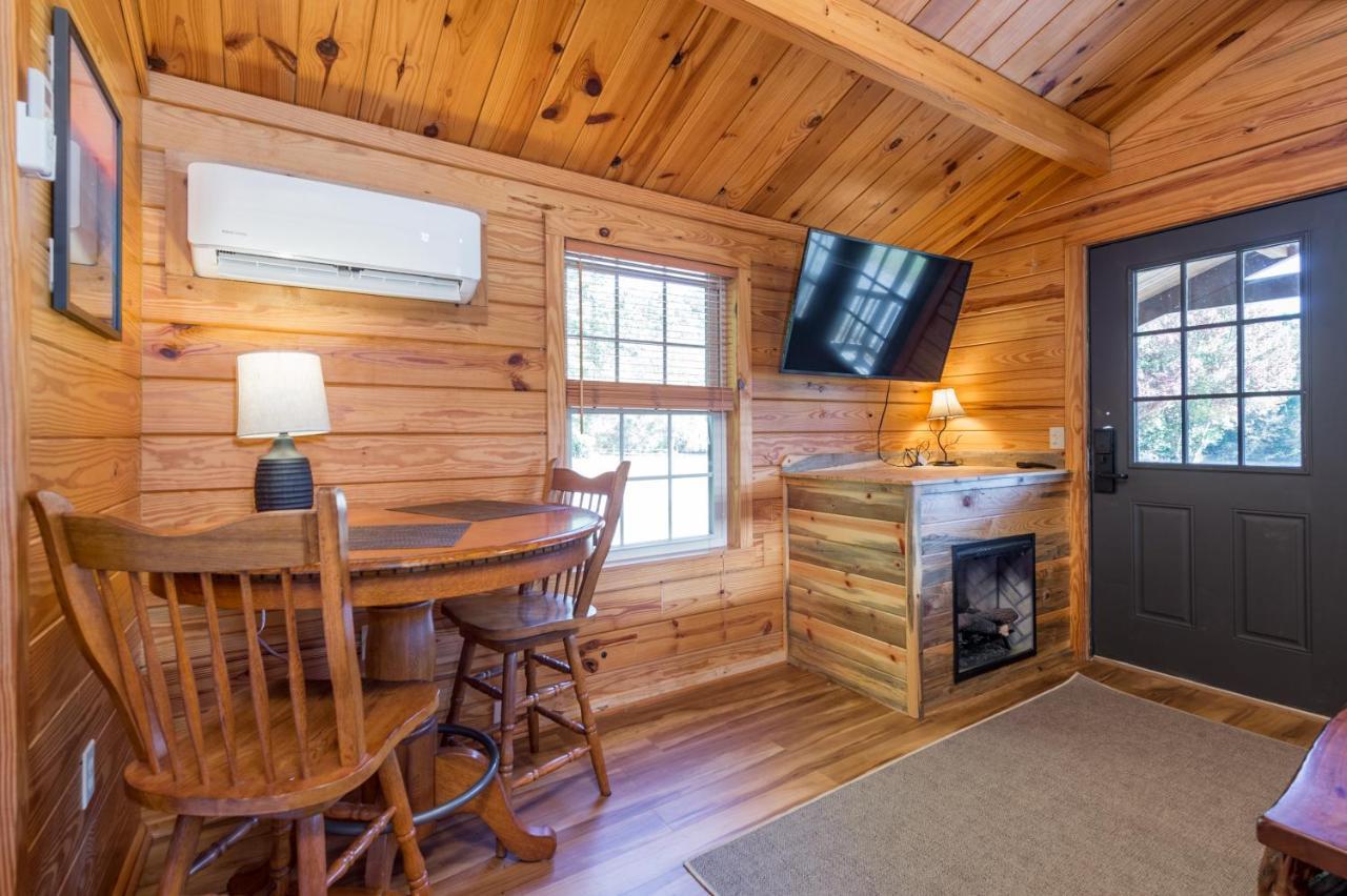 Asheville River Cabins Arden Eksteriør billede